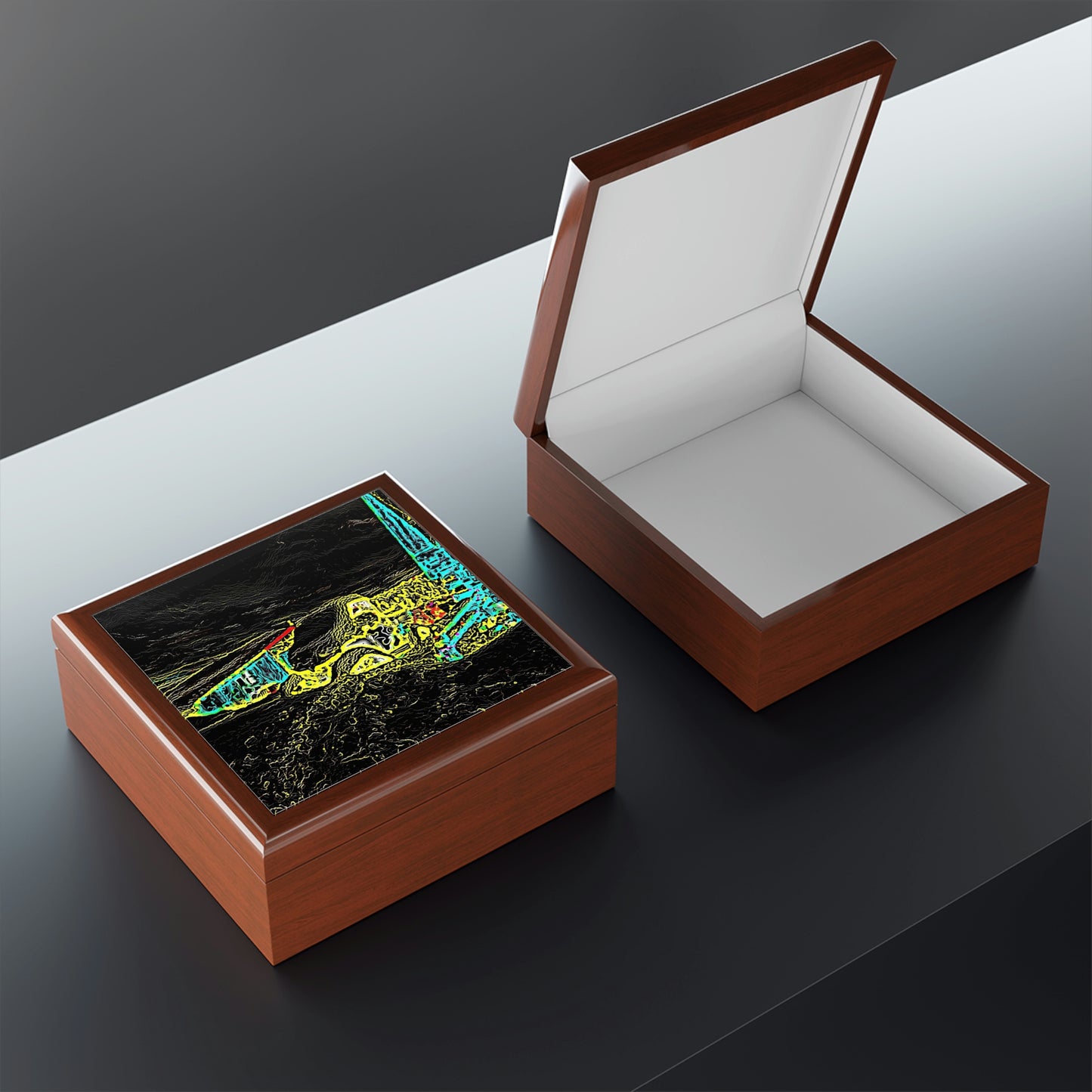 Jewelry Box ... "Snow Vehicle In Snow Storm At-Rest" ... Circa 12Mar23 ... Central Idaho ... 18-Hours Rendering Time: Original Works ...