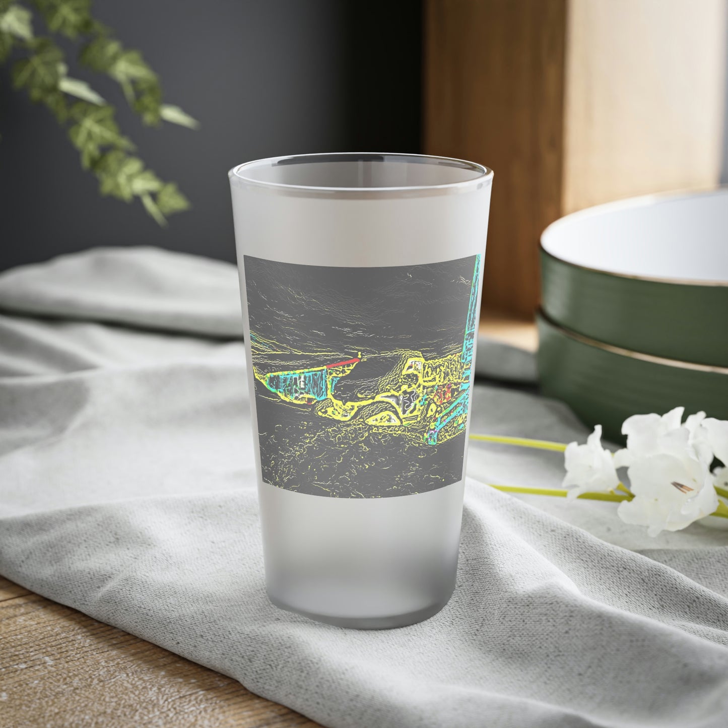 Frosted Pint Glass, 16oz ... "Snow Vehicle In Snow Storm At-Rest" ... Circa 12Mar23 ... Central Idaho ... 18-Hours Rendering Time: Original Works ...