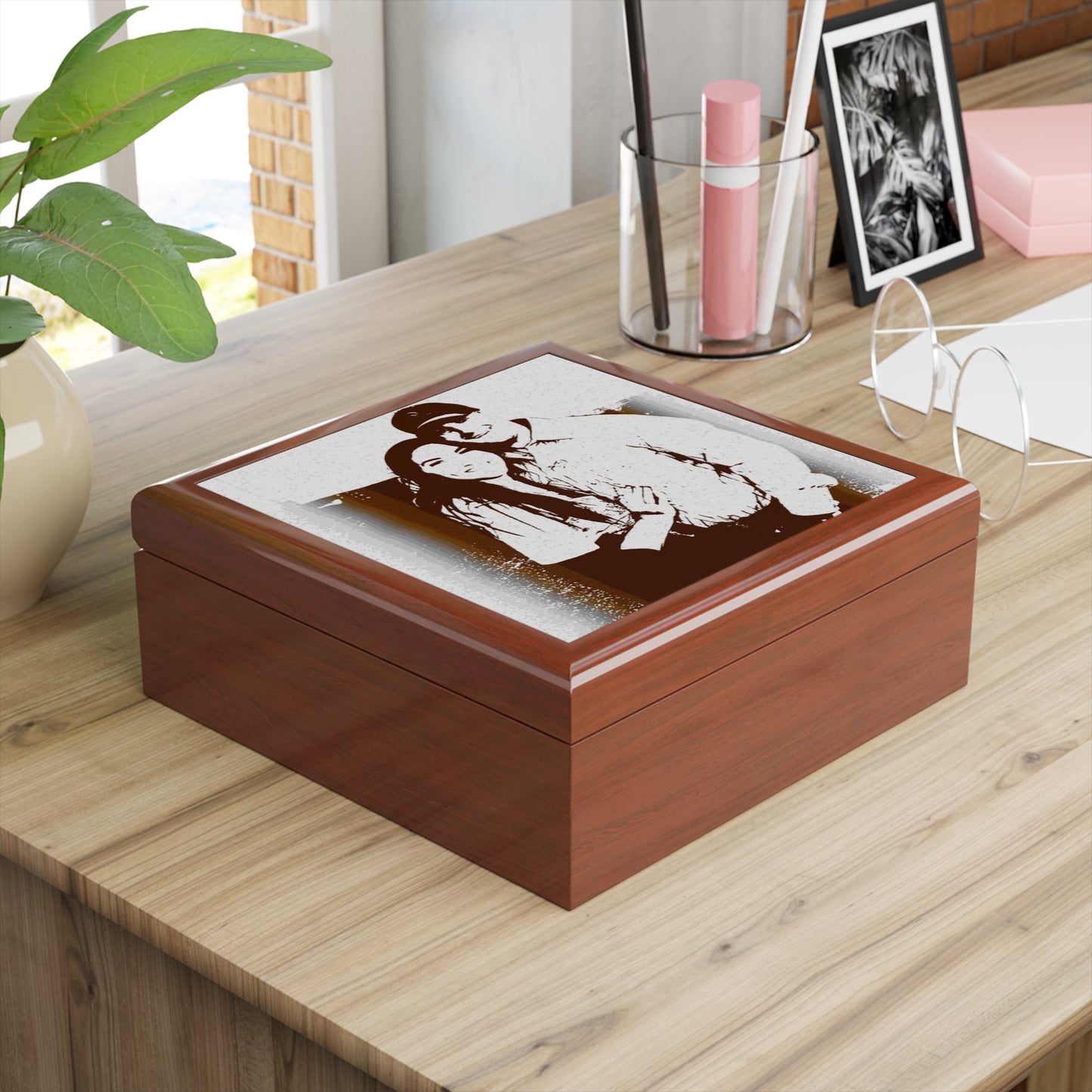 Jewelry Box ... "The Best Of Friends" ... Original Works ... December 2023 ... Central Idaho, USA.