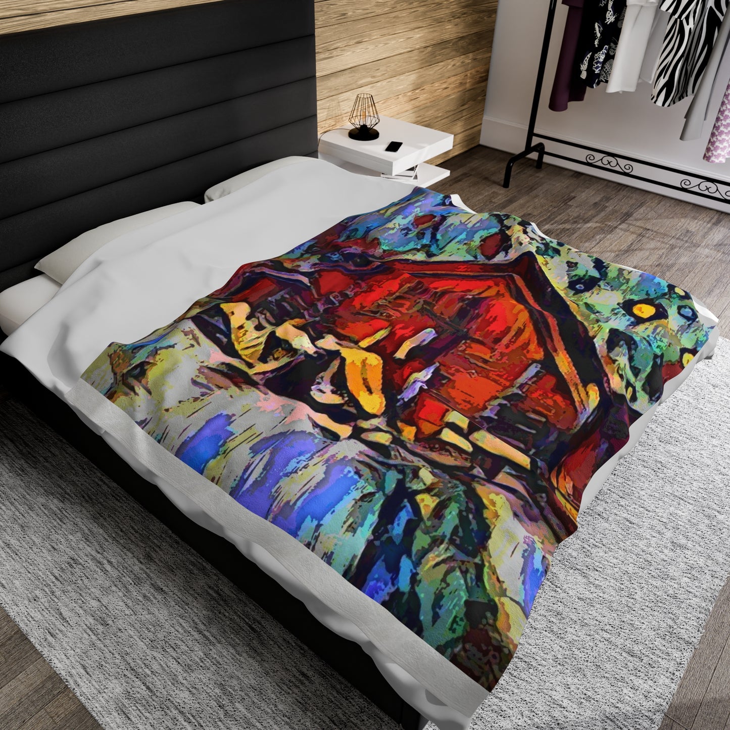 Velveteen Plush Blanket ... A Very Abstract "Mountain Winter Scene" ... Original Works. Copyright Phot's Photo_LODA: Les Objets D'Art. December 2023 ...