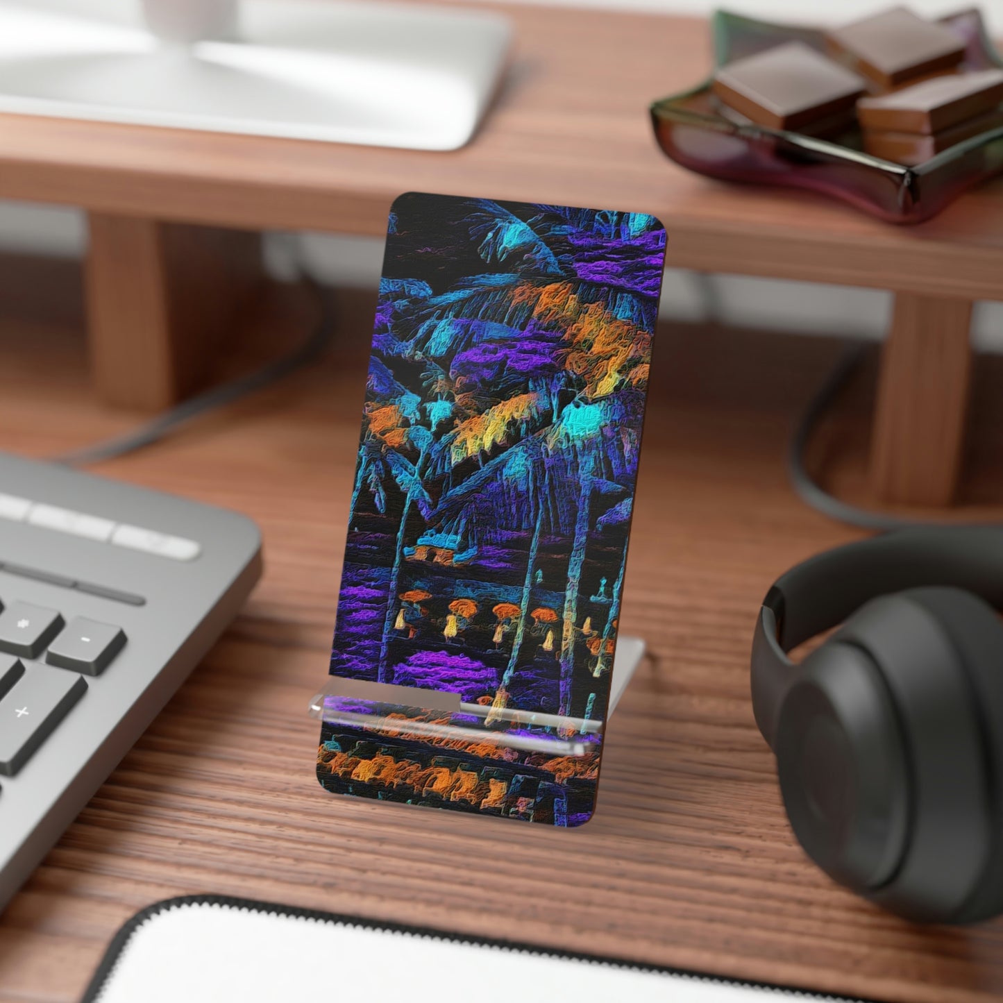 Mobile Display Stand for Smartphones ... "The Royal Hawai'ian: Waikiki Beach_Beach" ... Honolulu, HI ... October 2014 (Halloween) ... Original Works ...