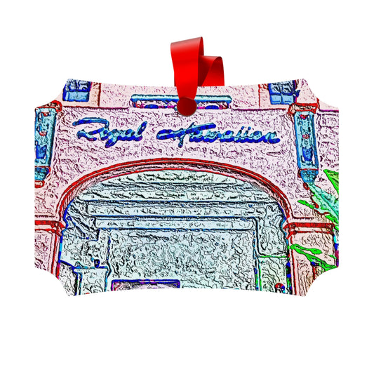 Plywood Ornaments (Round, Berlin) ... "La Grande Entree" At: 'The Pink Palace' ... The Royal Hawai'ian ... Honolulu, HI ... '27Oct2014' ... Original Works ...