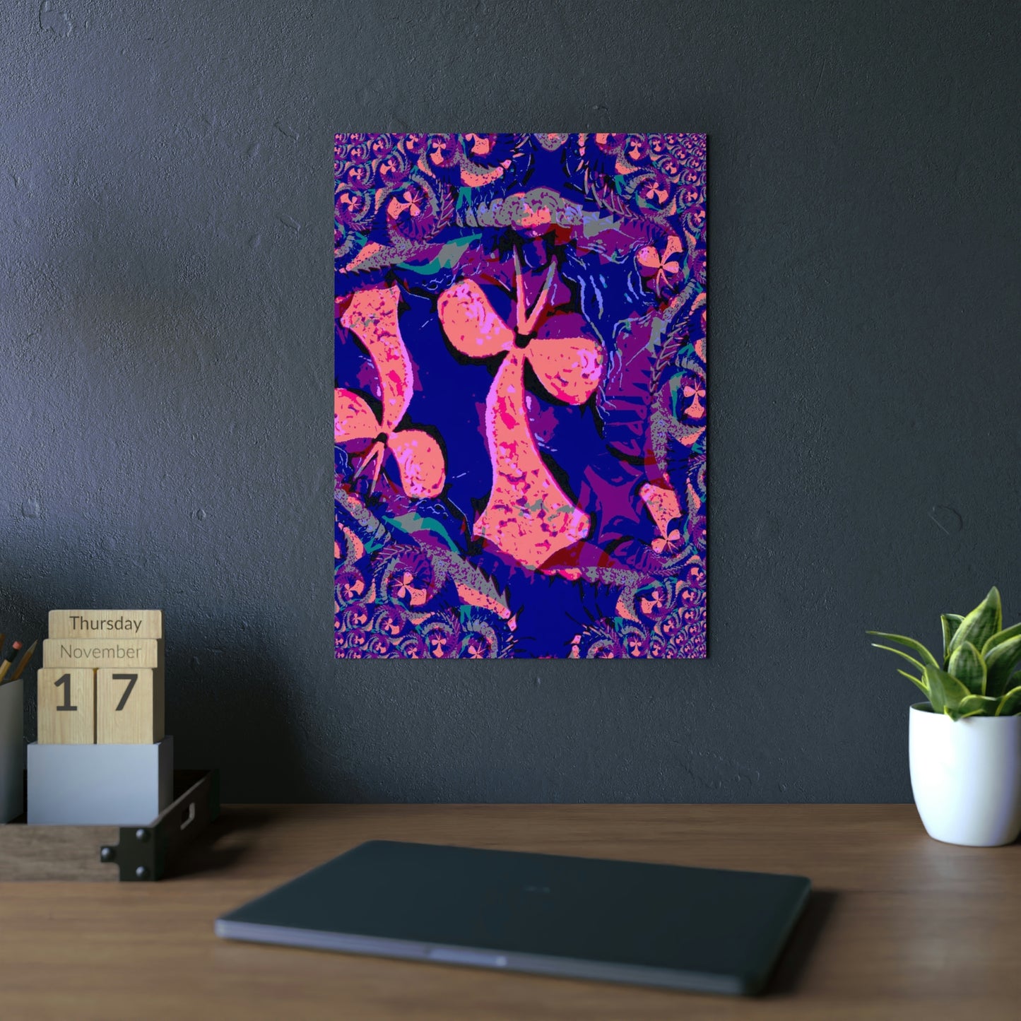 Aluminum Composite Panels ... "A Model's Showcase & Photo-Shoot" ... 'Pink, Purple, Blue ... Pink, Purple, Blue' ... Fractals & Illusions ... Circa Dec 2022 ... Client Portfolio ... Original Works ...