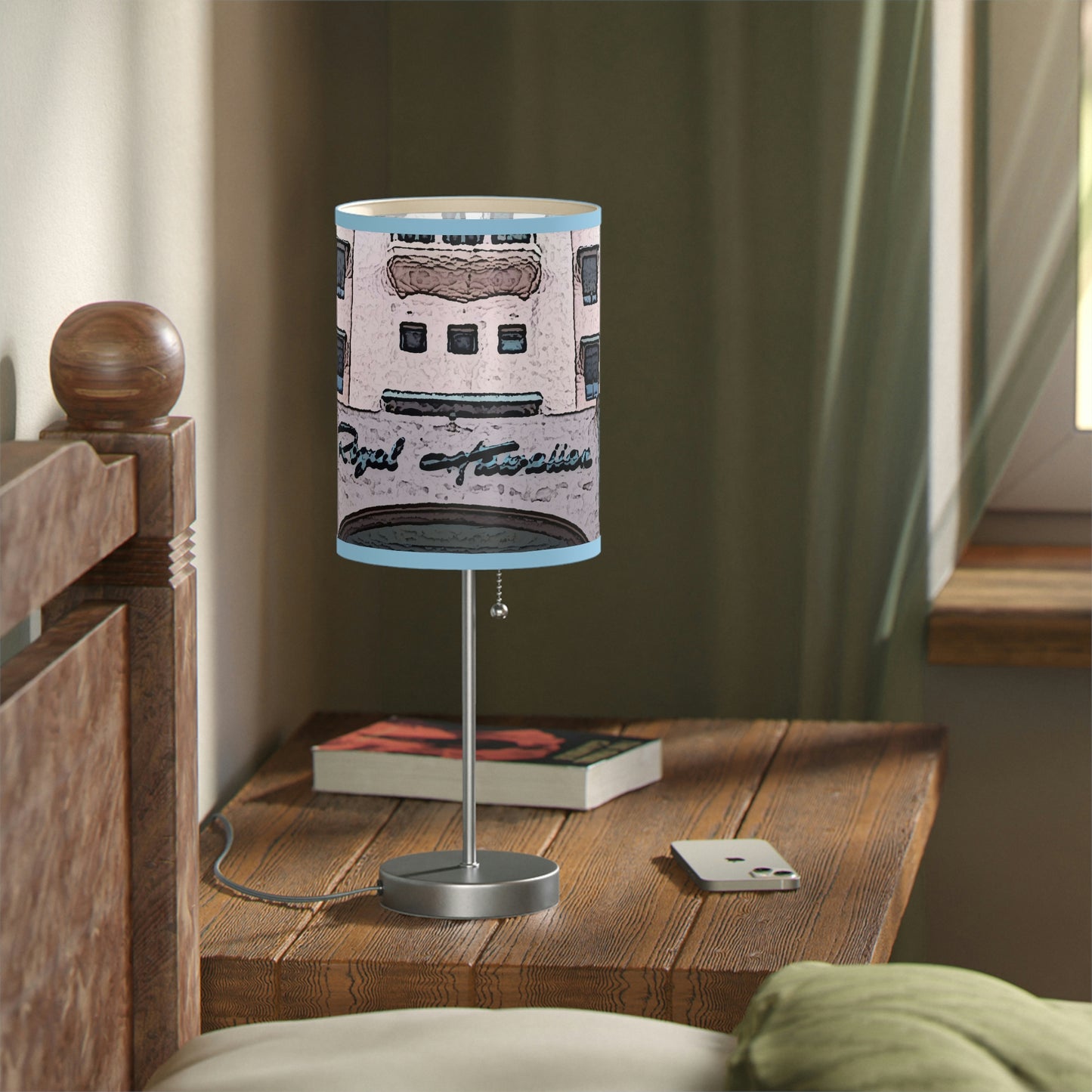 Lamp on a Stand, US|CA plug ...  "La Grande Entree" At: 'The Pink Palace' ... The Royal Hawai'ian ... Honolulu, HI ... '27Oct2014' ... Original Works ...
