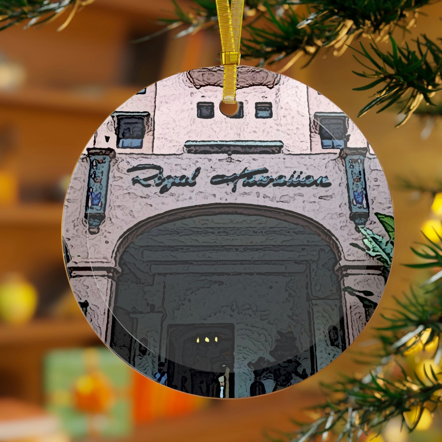 Glass Ornament ... "La Grande Entree" At: 'The Pink Palace' ... The Royal Hawai'ian ... Honolulu, HI ... '27Oct2014' ... Original Works ...