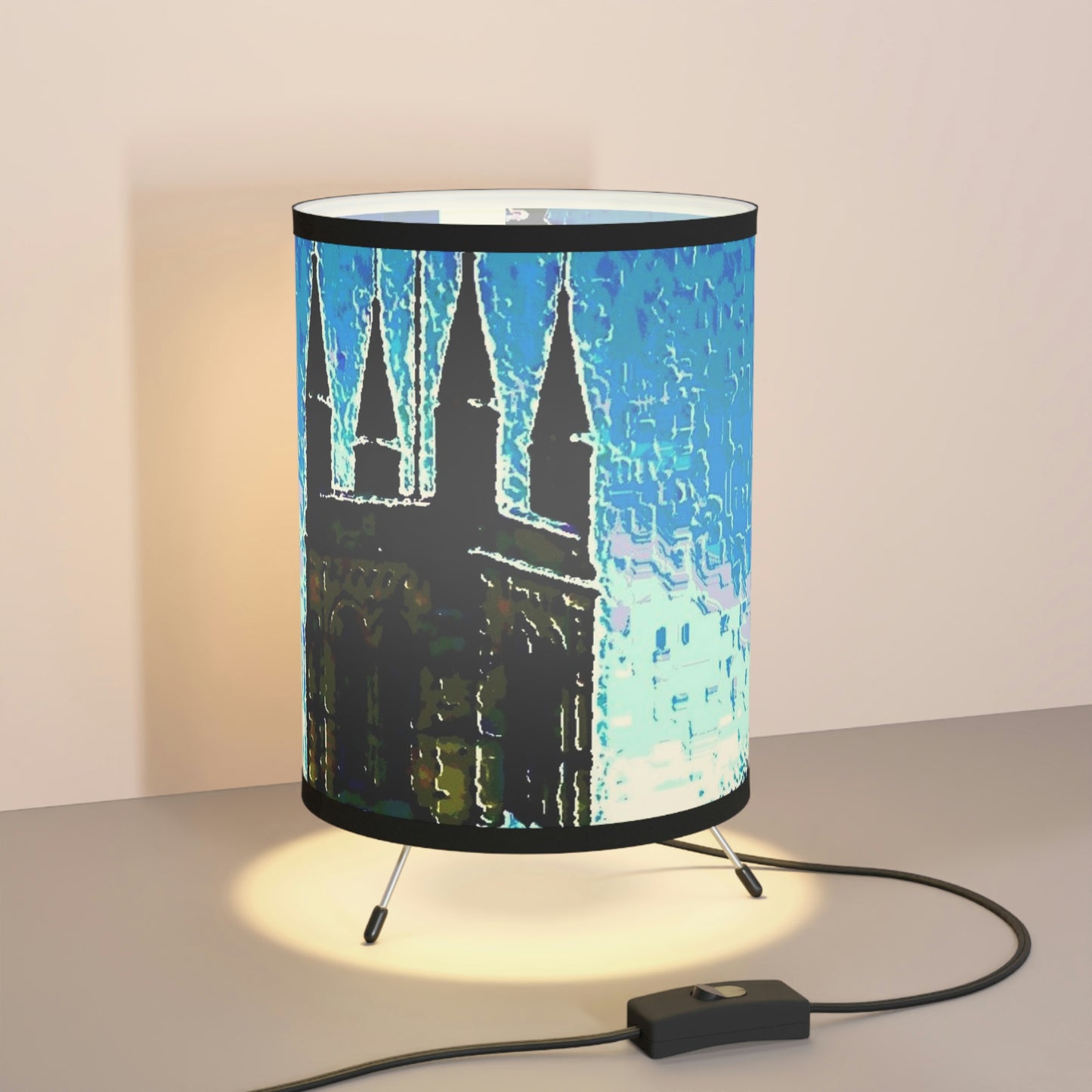 Tripod Lamp with High-Res Printed Shade, US\CA plug ...  Walikng The Streets & Alleys ... 'Strolling The Canals ... '  ... Original Works  ...