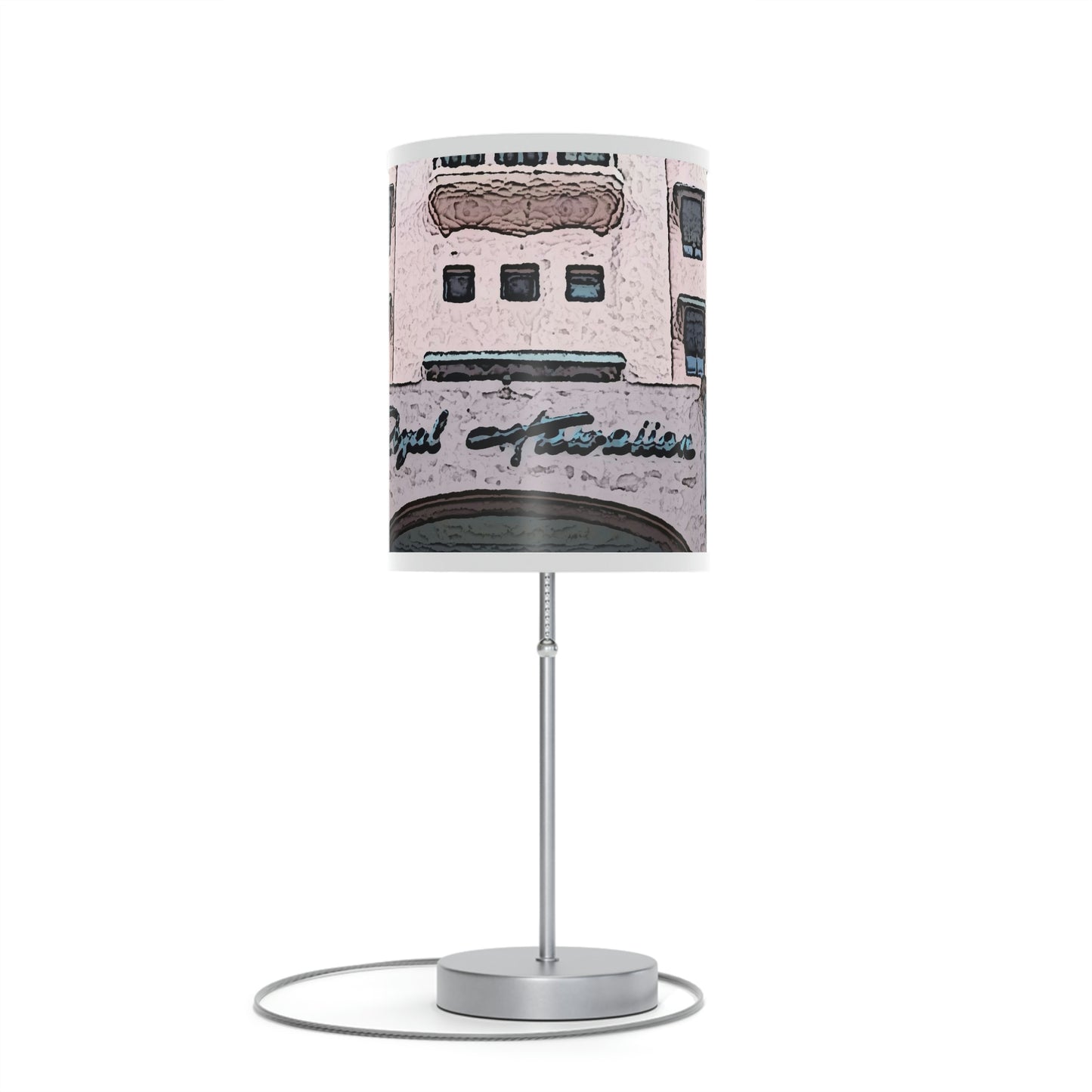 Lamp on a Stand, US|CA plug ...  "La Grande Entree" At: 'The Pink Palace' ... The Royal Hawai'ian ... Honolulu, HI ... '27Oct2014' ... Original Works ...