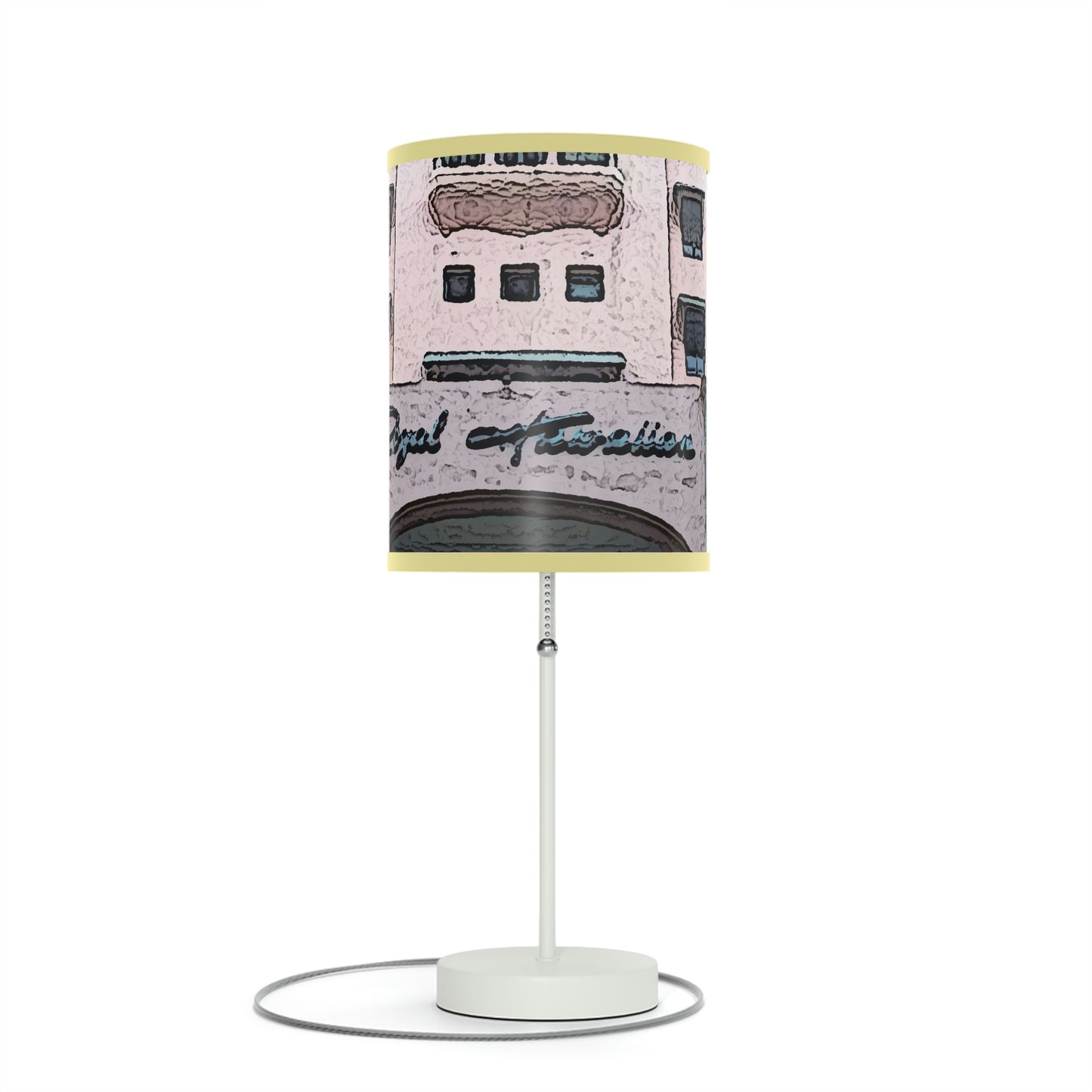 Lamp on a Stand, US|CA plug ...  "La Grande Entree" At: 'The Pink Palace' ... The Royal Hawai'ian ... Honolulu, HI ... '27Oct2014' ... Original Works ...