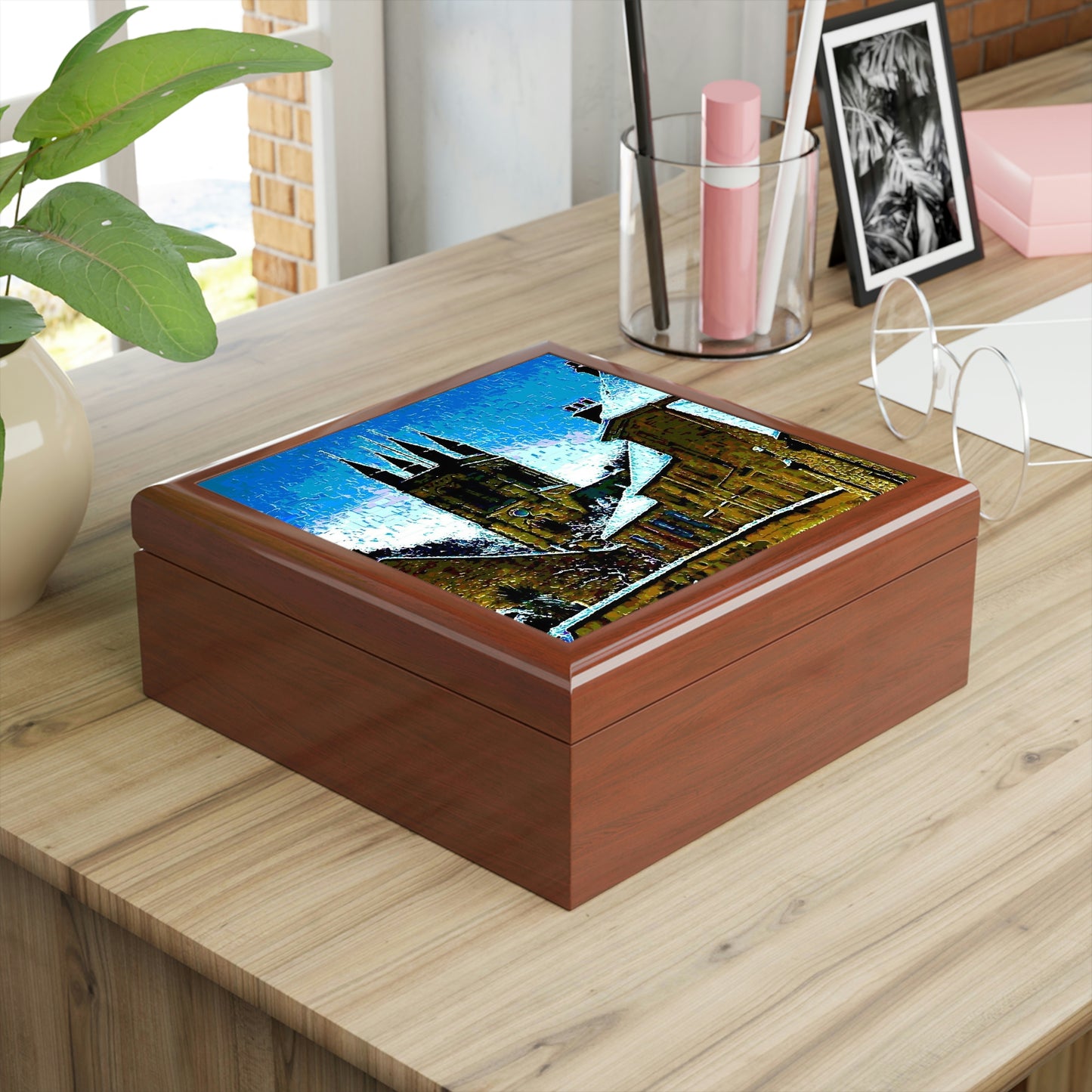 Jewelry Box ... Walikng The Streets & Alleys ... 'Strolling The Canals ... '  ... Original Works  ...