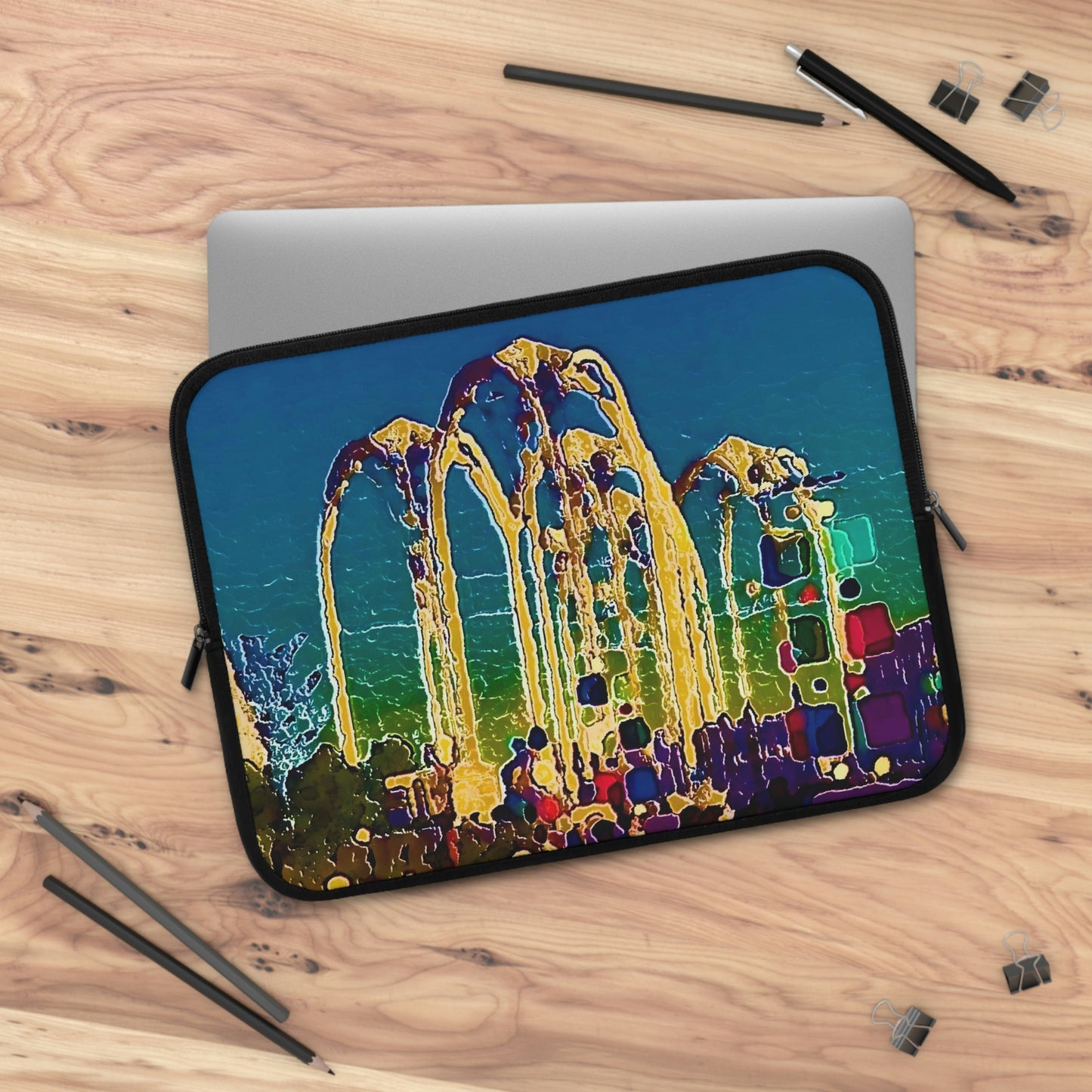 Laptop Sleeve ... "Arches 'Like-No-Other' ... " Seattle World's Fair: 1962. A Family Original ...