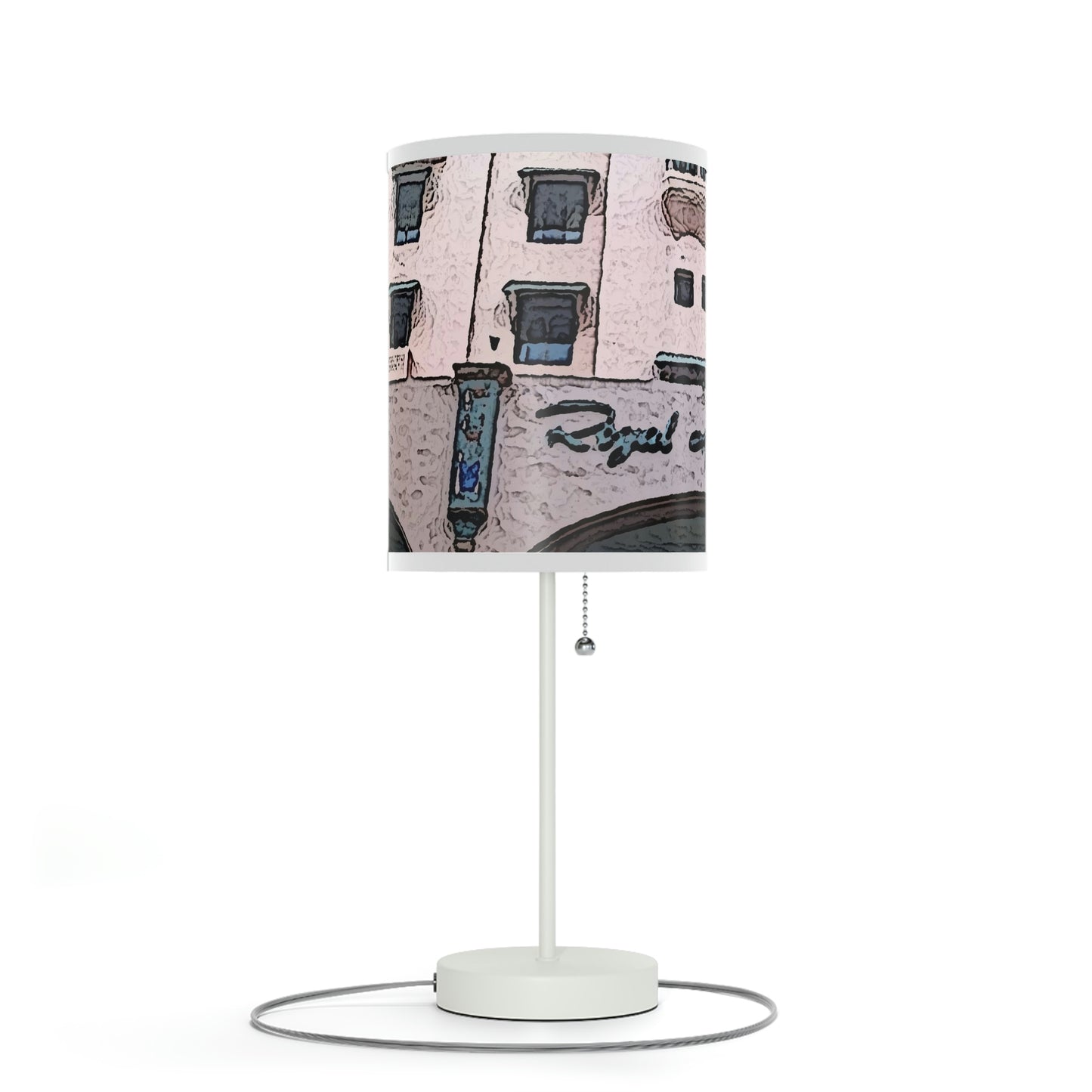 Lamp on a Stand, US|CA plug ...  "La Grande Entree" At: 'The Pink Palace' ... The Royal Hawai'ian ... Honolulu, HI ... '27Oct2014' ... Original Works ...