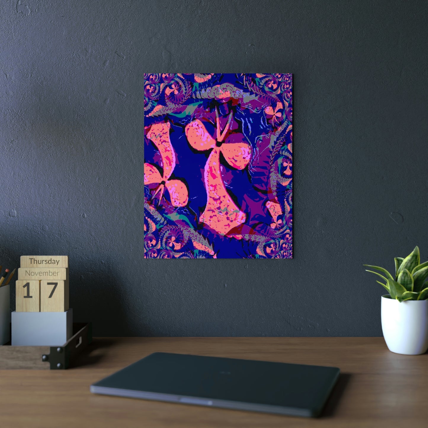 Aluminum Composite Panels ... "A Model's Showcase & Photo-Shoot" ... 'Pink, Purple, Blue ... Pink, Purple, Blue' ... Fractals & Illusions ... Circa Dec 2022 ... Client Portfolio ... Original Works ...