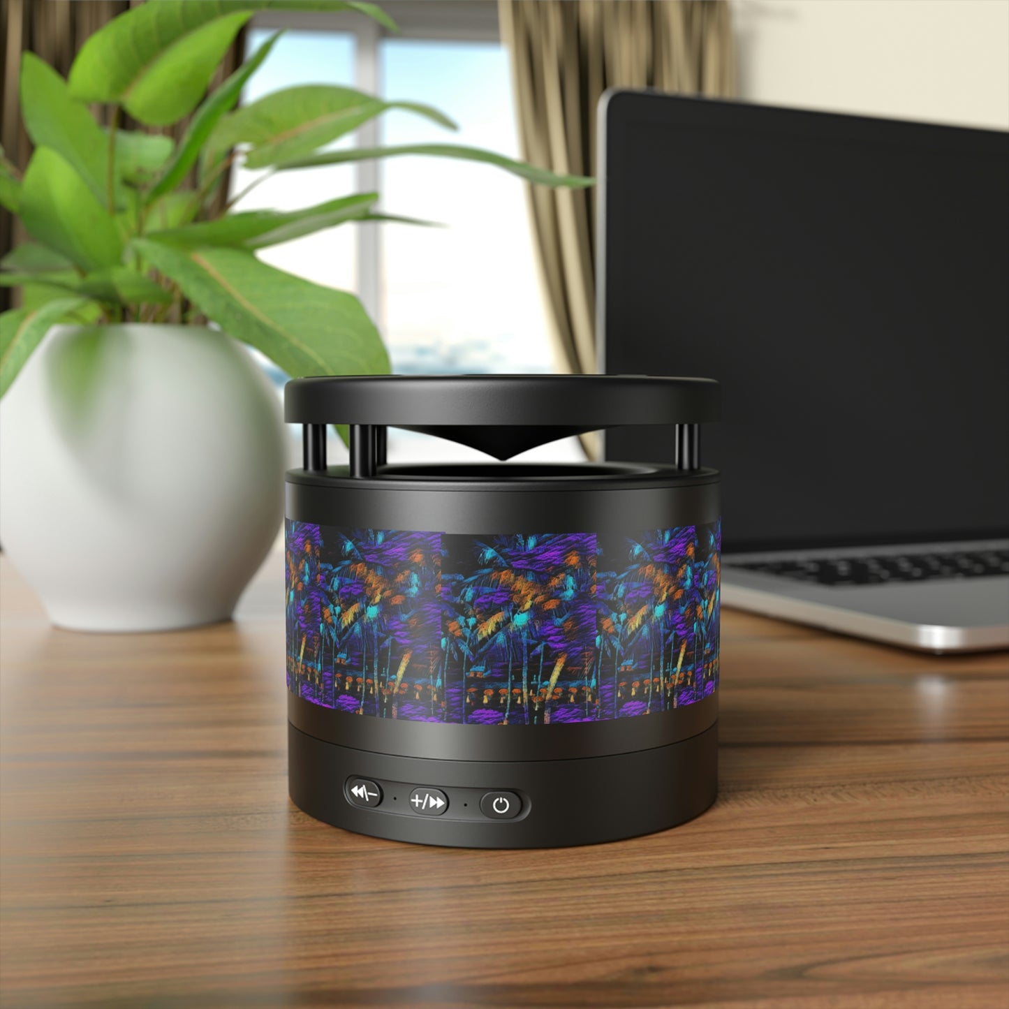 Metal Bluetooth Speaker and Wireless Charging Pad ... "The Royal Hawai'ian: Waikiki Beach_Beach" ... Honolulu, HI ... October 2014 (Halloween) ... Original Works ...