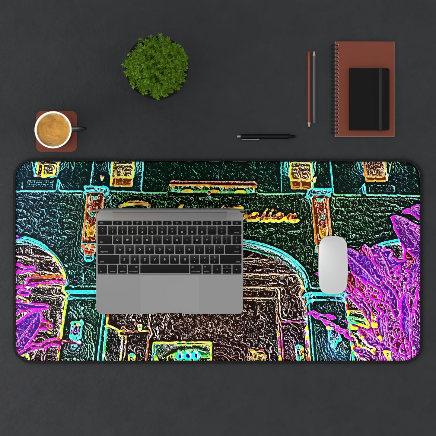 Desk Mat ... "La Grande Entree" At: 'The Pink Palace' ... The Royal Hawai'ian ... Honolulu, HI ... '27Oct2014' ... Original Works ...
