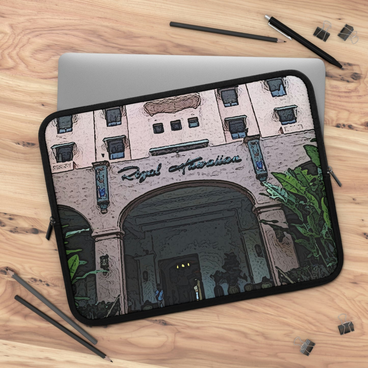 Laptop Sleeve ... "La Grande Entree" At: 'The Pink Palace' ... The Royal Hawai'ian ... Honolulu, HI ... '27Oct2014' ... Original Works ...