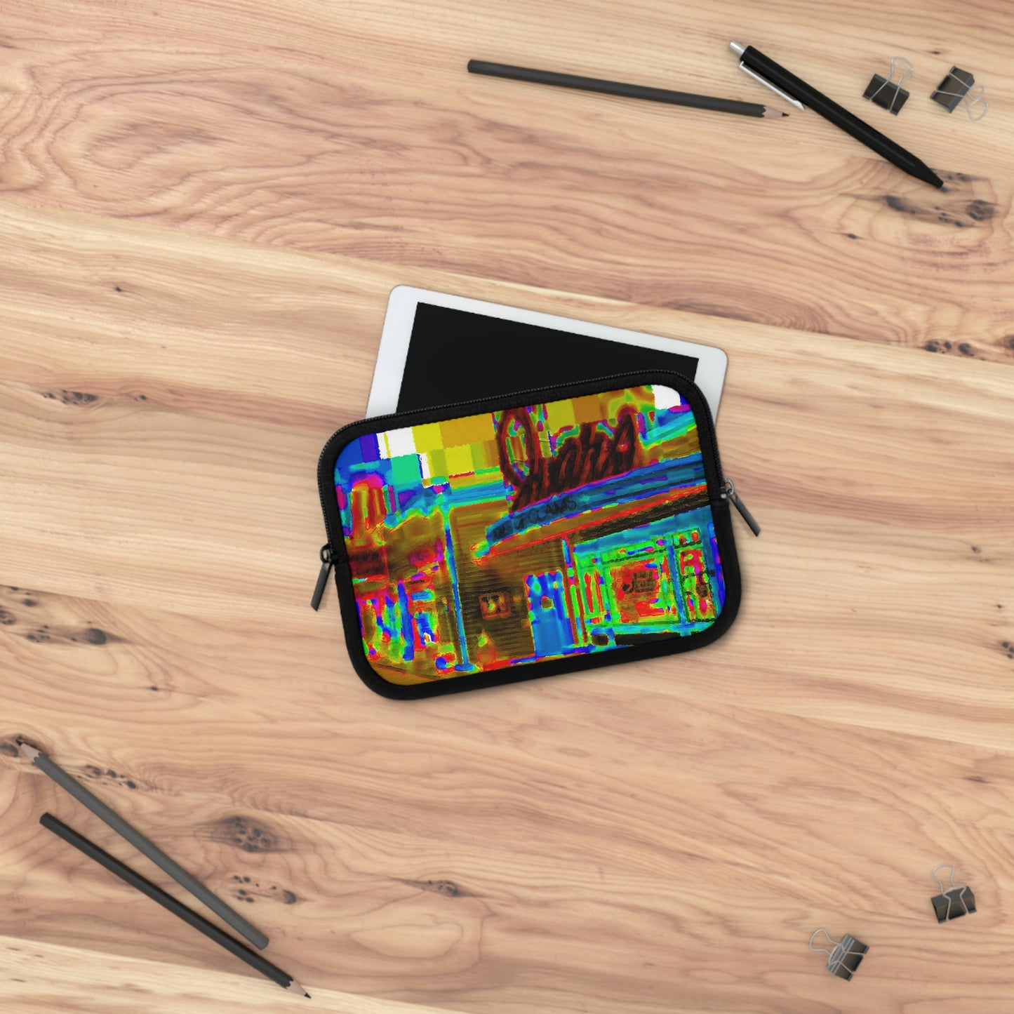 Laptop Sleeve ...  In-A-Hurry & Stressed? ... Remember: Keep "Clam" ... Clam_Happy ...  'Ivars: Seattle Waterfront' ... Personal Archives ... Original Works ...