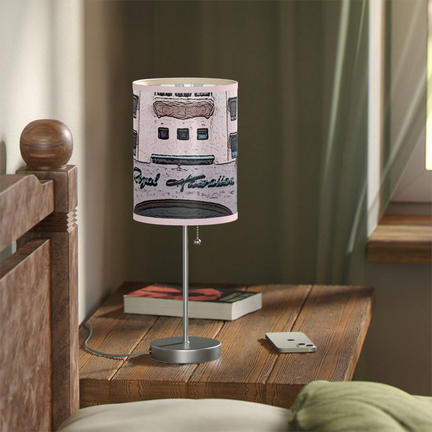 Lamp on a Stand, US|CA plug ...  "La Grande Entree" At: 'The Pink Palace' ... The Royal Hawai'ian ... Honolulu, HI ... '27Oct2014' ... Original Works ...