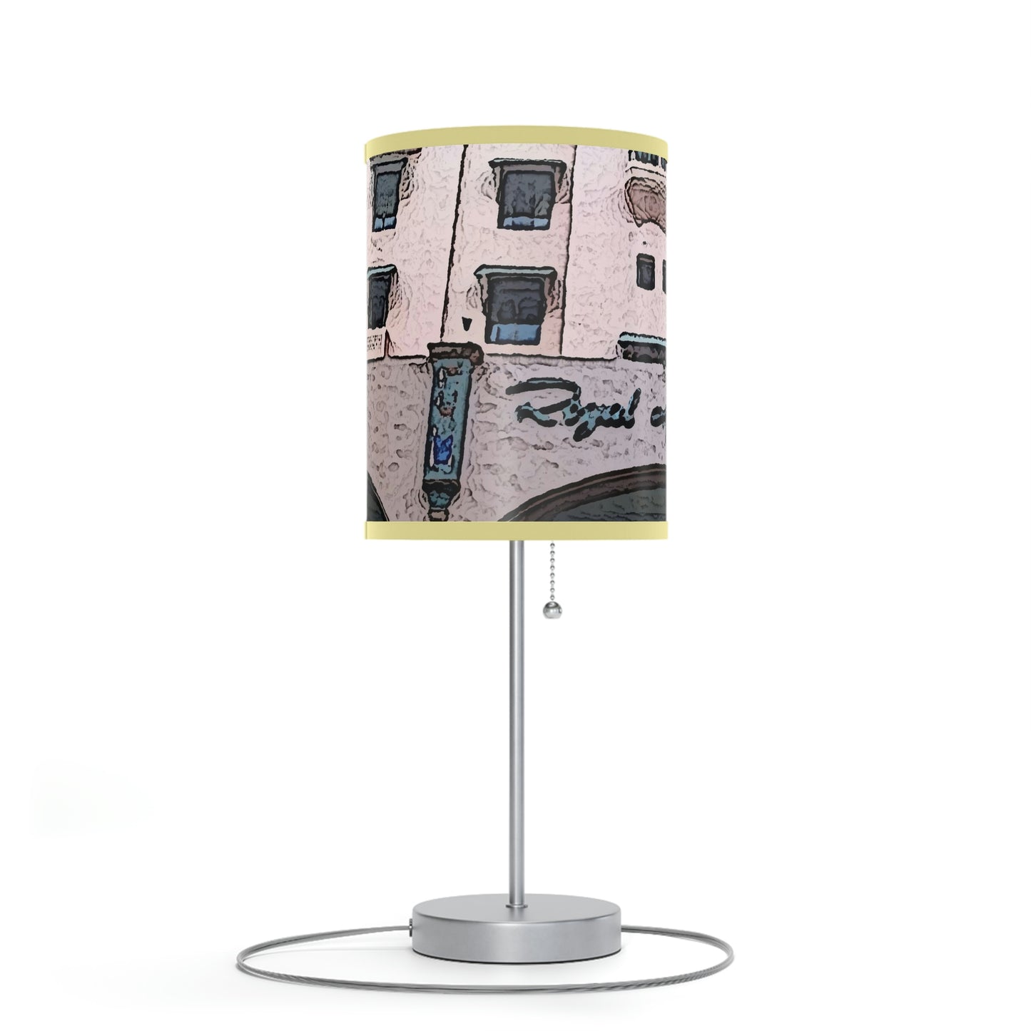 Lamp on a Stand, US|CA plug ...  "La Grande Entree" At: 'The Pink Palace' ... The Royal Hawai'ian ... Honolulu, HI ... '27Oct2014' ... Original Works ...