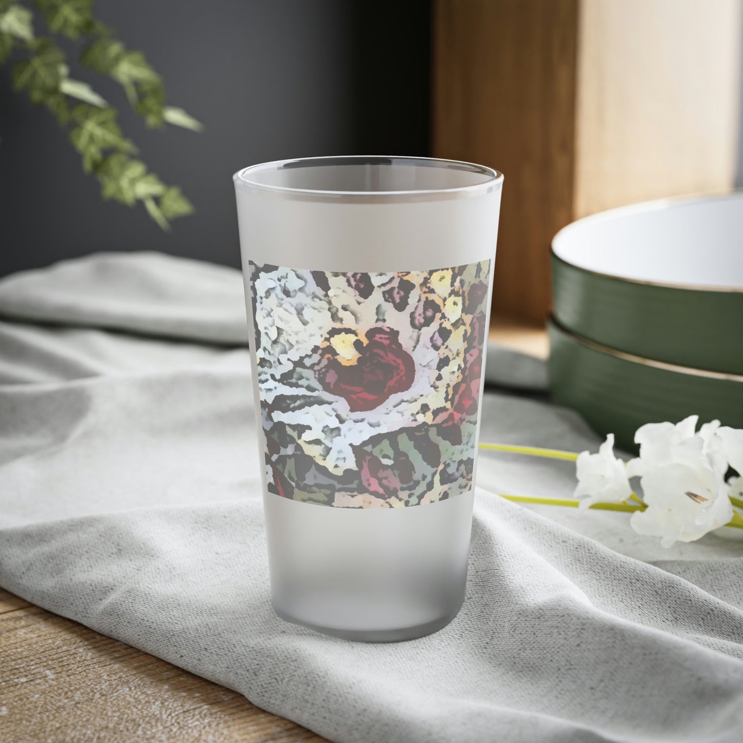 Frosted Pint Glass, 16oz ... "A Friendly Flower" ... Pointsettia 'Pointing' ... Original Works ... (Supplied Photograph) ...