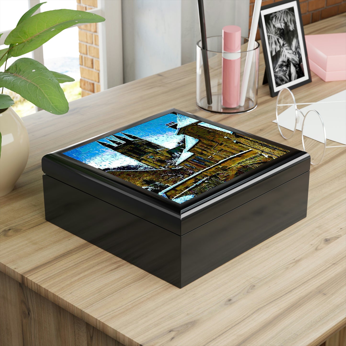 Jewelry Box...  Walikng The Streets & Alleys ... 'Strolling The Canals ... '  ... Original Works  ...