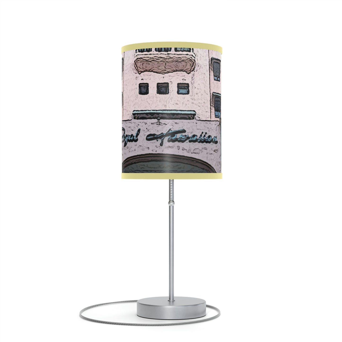 Lamp on a Stand, US|CA plug ...  "La Grande Entree" At: 'The Pink Palace' ... The Royal Hawai'ian ... Honolulu, HI ... '27Oct2014' ... Original Works ...
