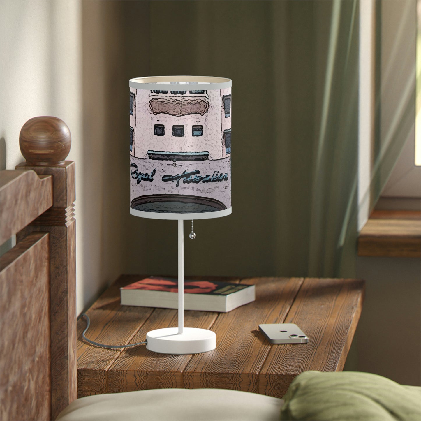 Lamp on a Stand, US|CA plug ...  "La Grande Entree" At: 'The Pink Palace' ... The Royal Hawai'ian ... Honolulu, HI ... '27Oct2014' ... Original Works ...