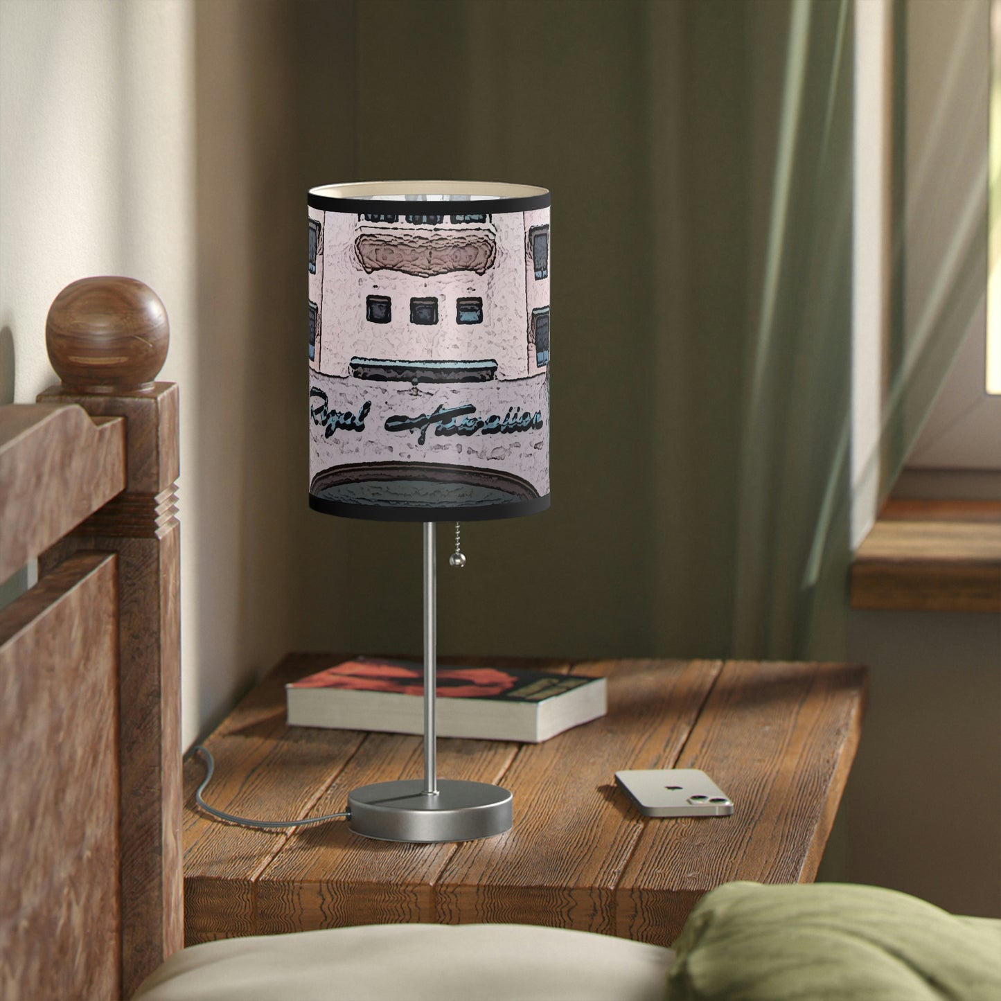 Lamp on a Stand, US|CA plug ...  "La Grande Entree" At: 'The Pink Palace' ... The Royal Hawai'ian ... Honolulu, HI ... '27Oct2014' ... Original Works ...