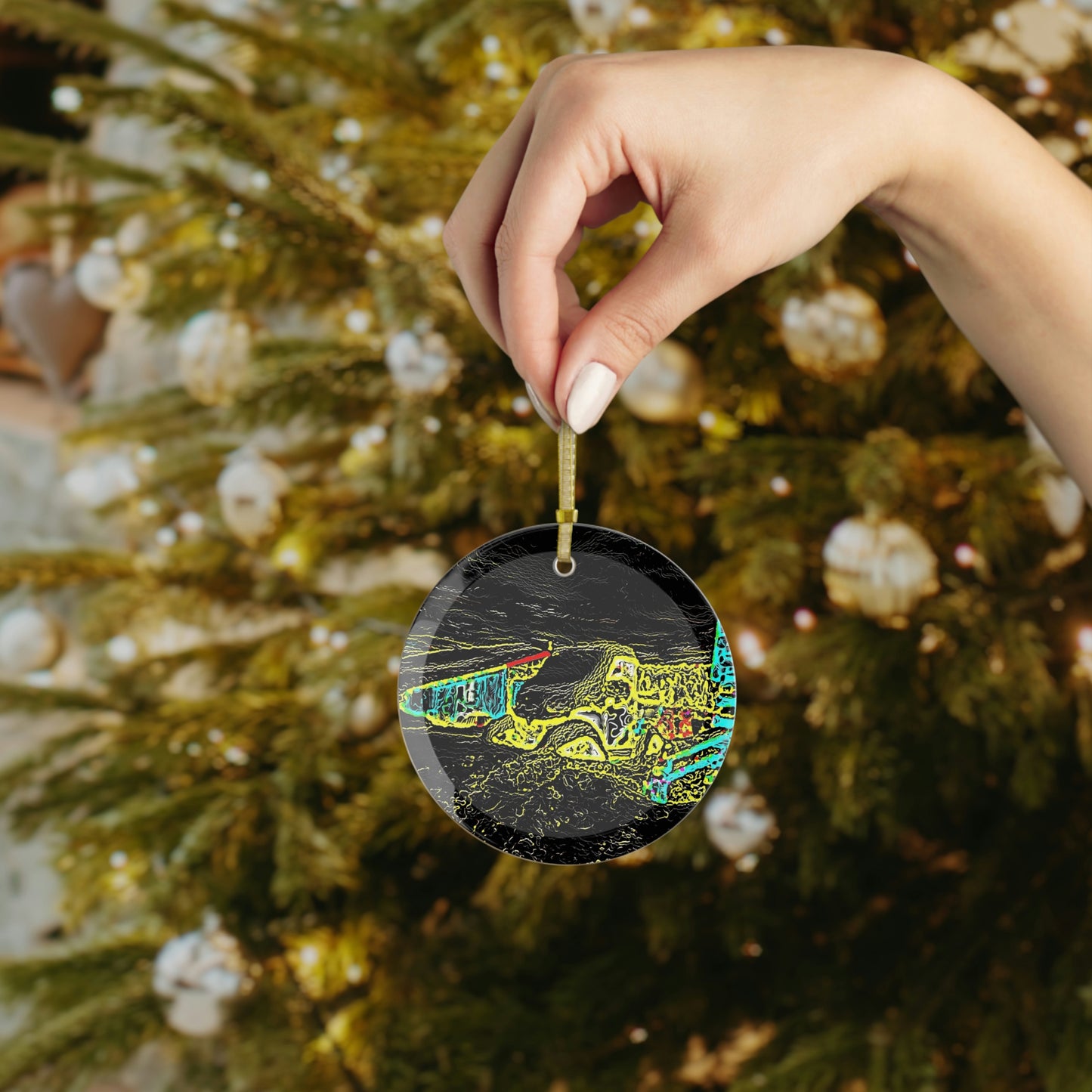 Glass Ornament ... "Snow Vehicle In Snow Storm At-Rest" ... Circa 12Mar23 ... Central Idaho ... 18-Hours Rendering Time: Original Works ...