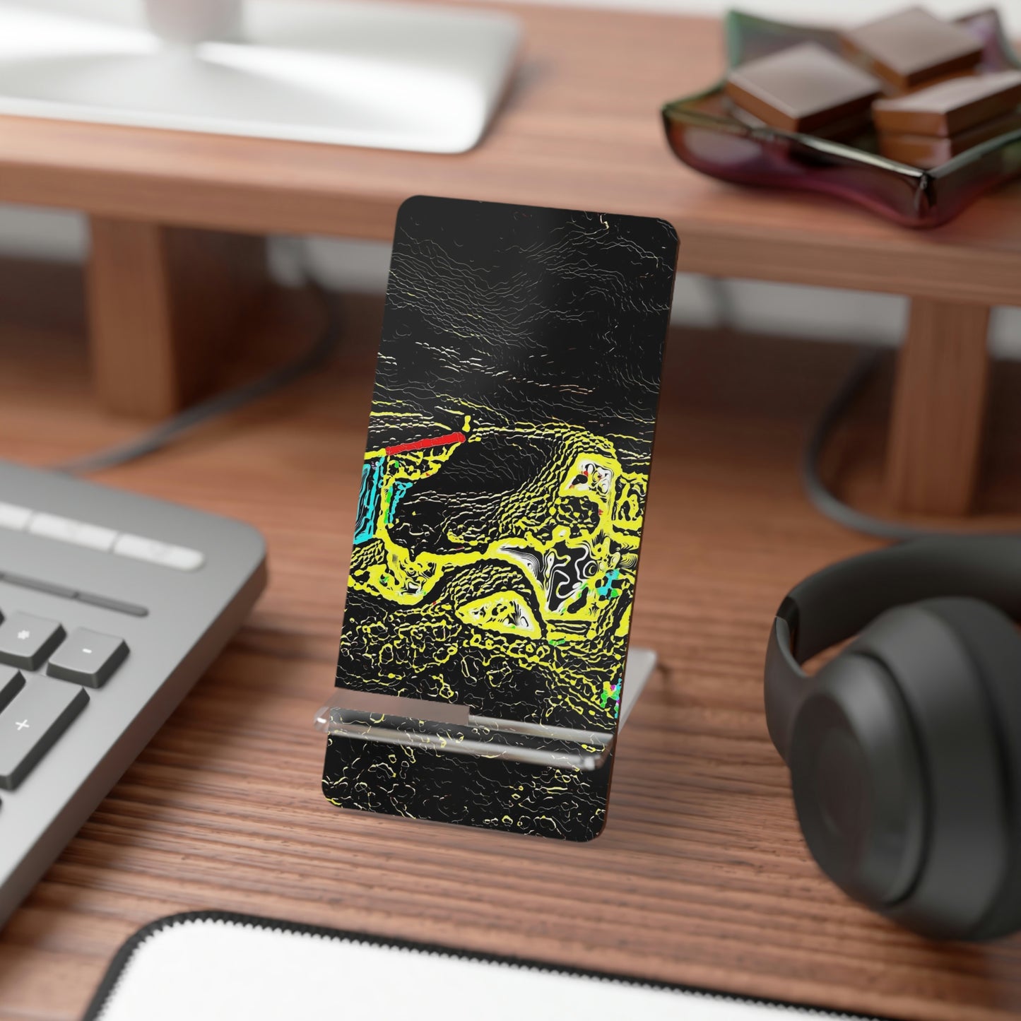 Mobile Display Stand for Smartphones ... "Snow Vehicle In Snow Storm At-Rest" ... Circa 12Mar23 ... Central Idaho ... 18-Hours Rendering Time: Original Works ...