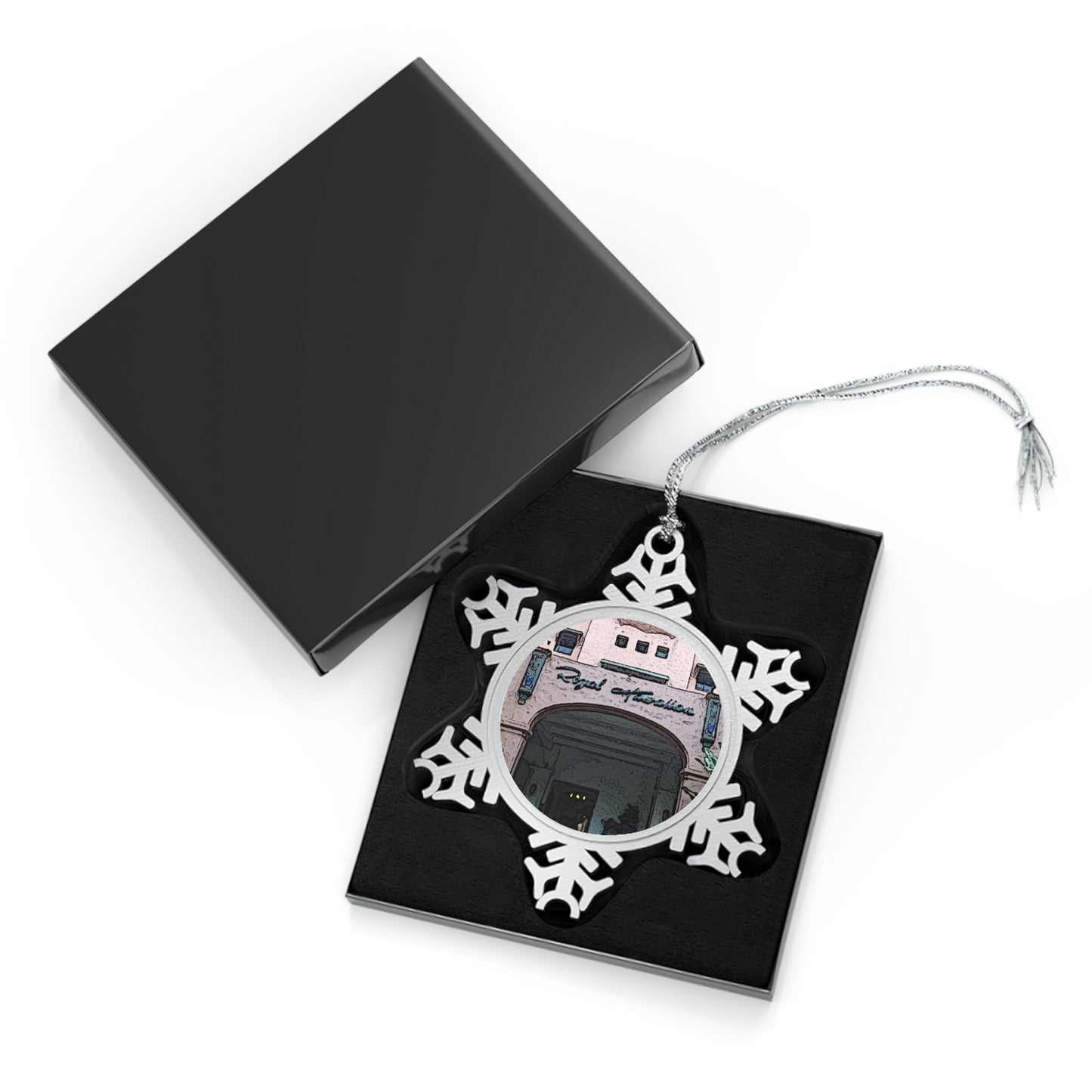 Pewter Snowflake Ornament ... "La Grande Entree" At: 'The Pink Palace' ... The Royal Hawai'ian ... Honolulu, HI ... '27Oct2014' ... Original Works ...